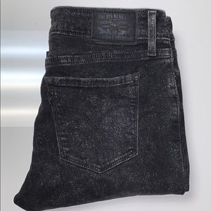 Levin Black Denim Washed Jeans